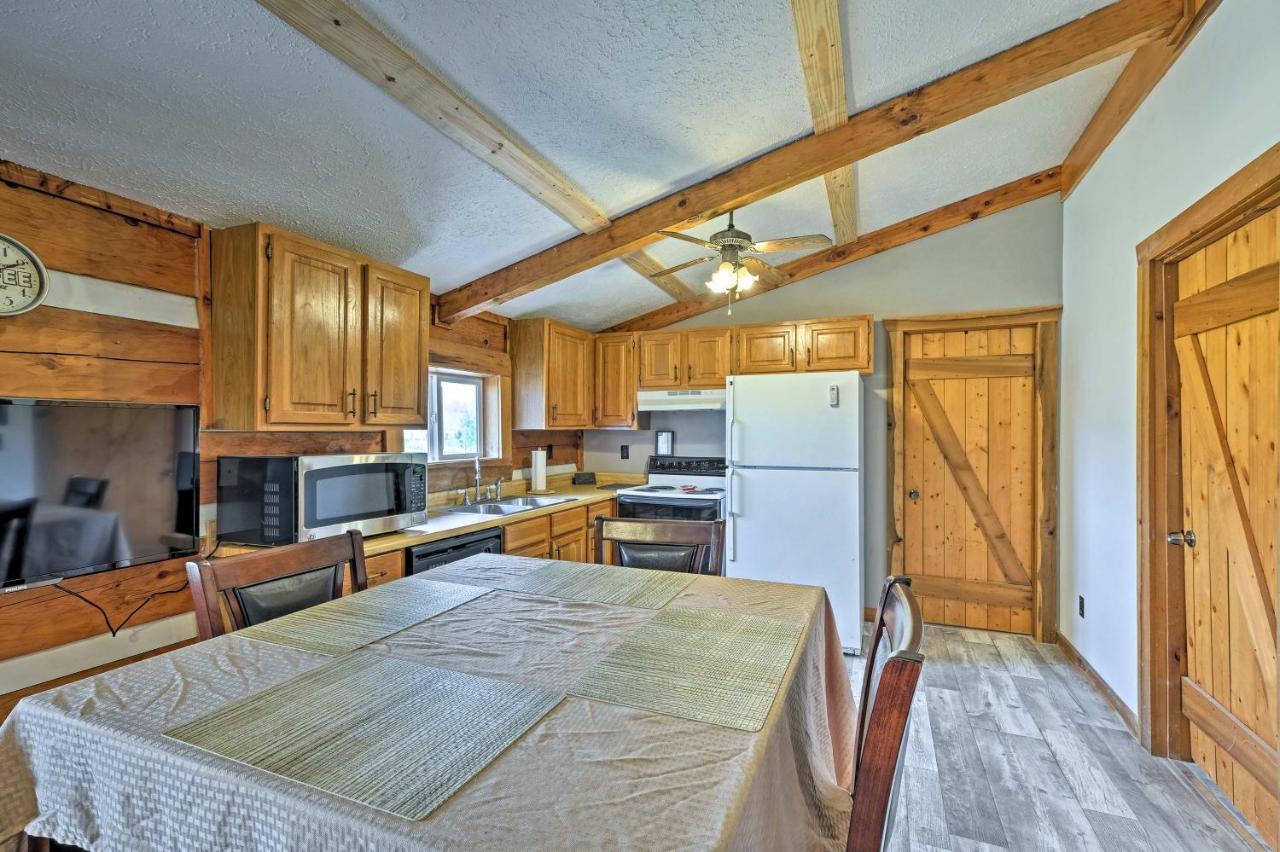 Rogersville Barn Apartment On 27 Acres With Pond! Bagian luar foto