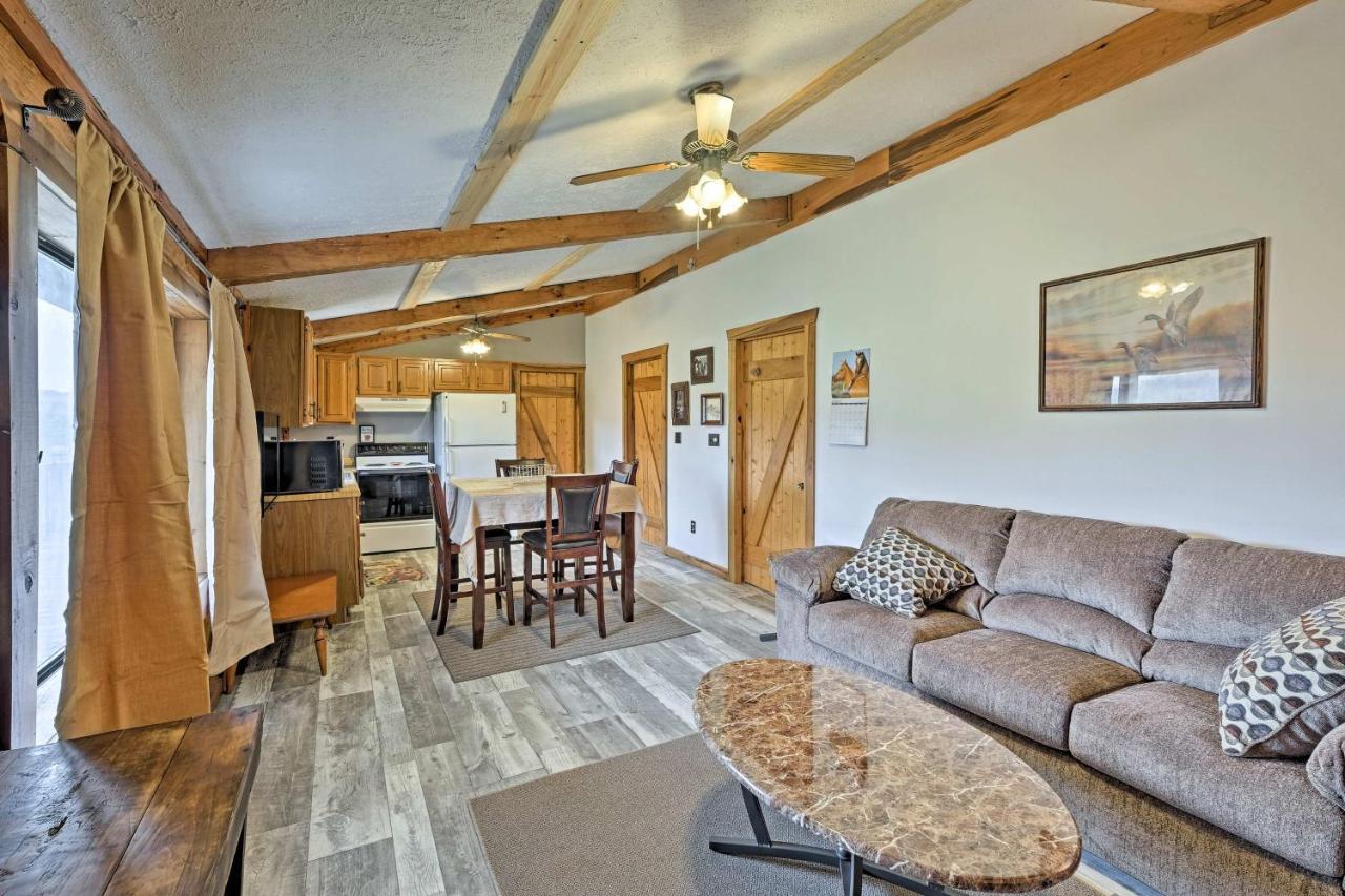 Rogersville Barn Apartment On 27 Acres With Pond! Bagian luar foto
